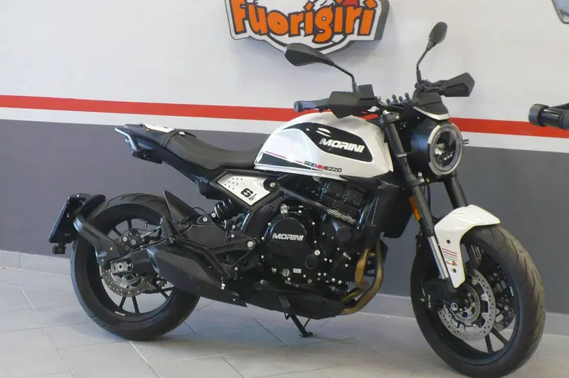 Moto Morini SEIEMMEZZO STR (2022 - 26) (6)