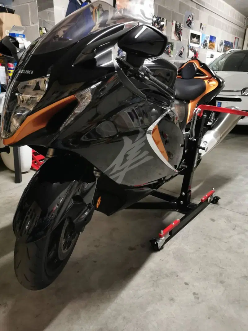 Suzuki GSX 1300 R Hayabusa (2021 - 24) (9)
