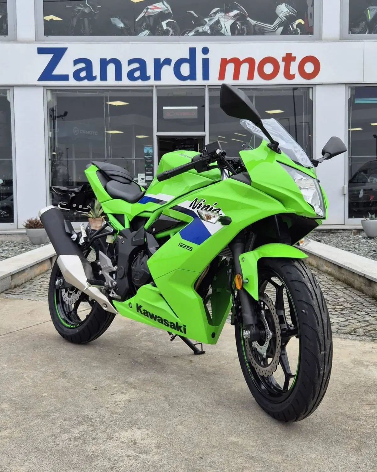 Kawasaki Ninja 125 (2025 - 26)