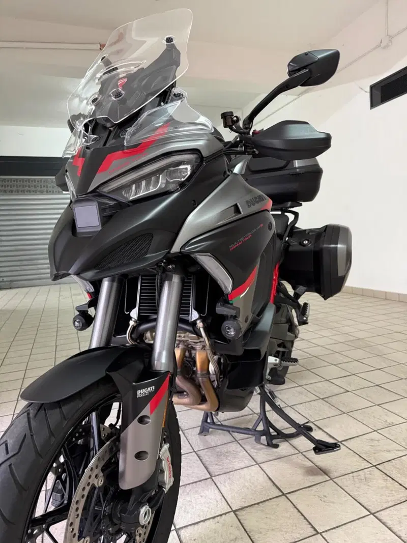 Ducati Multistrada V4 S Grand Tour (2024) (2)