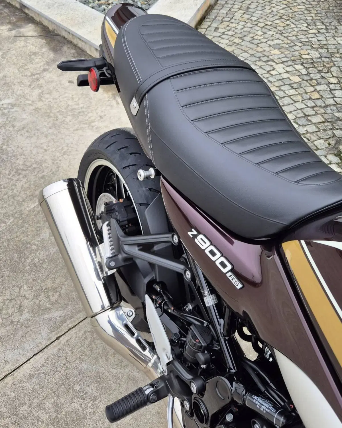 Kawasaki Z 900 RS (2026) (6)