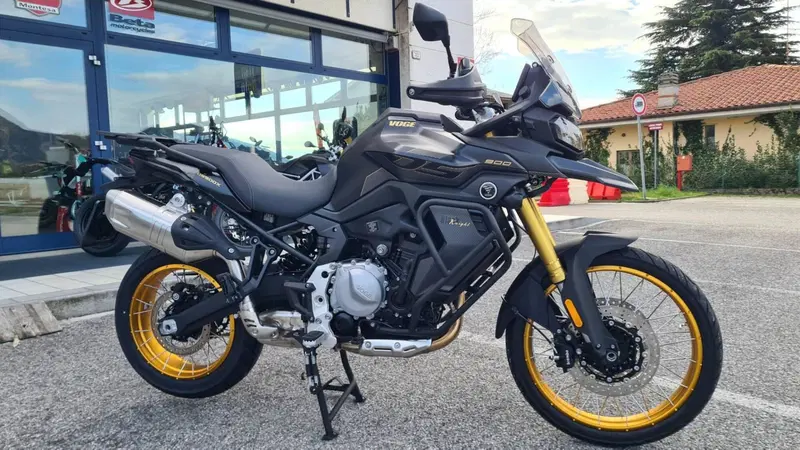 Voge Valico 900DSX (2024 - 26) (8)