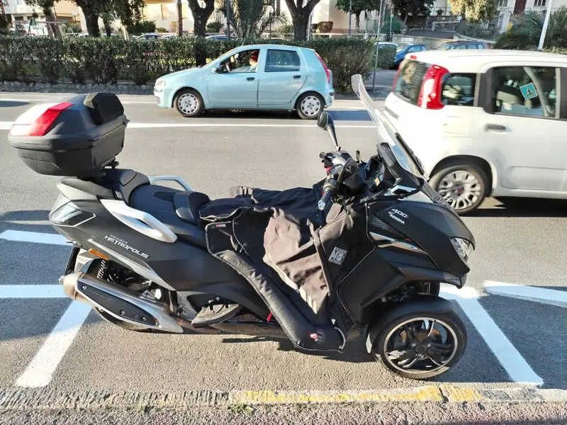 Peugeot Metropolis 400i Allure (2021) (4)