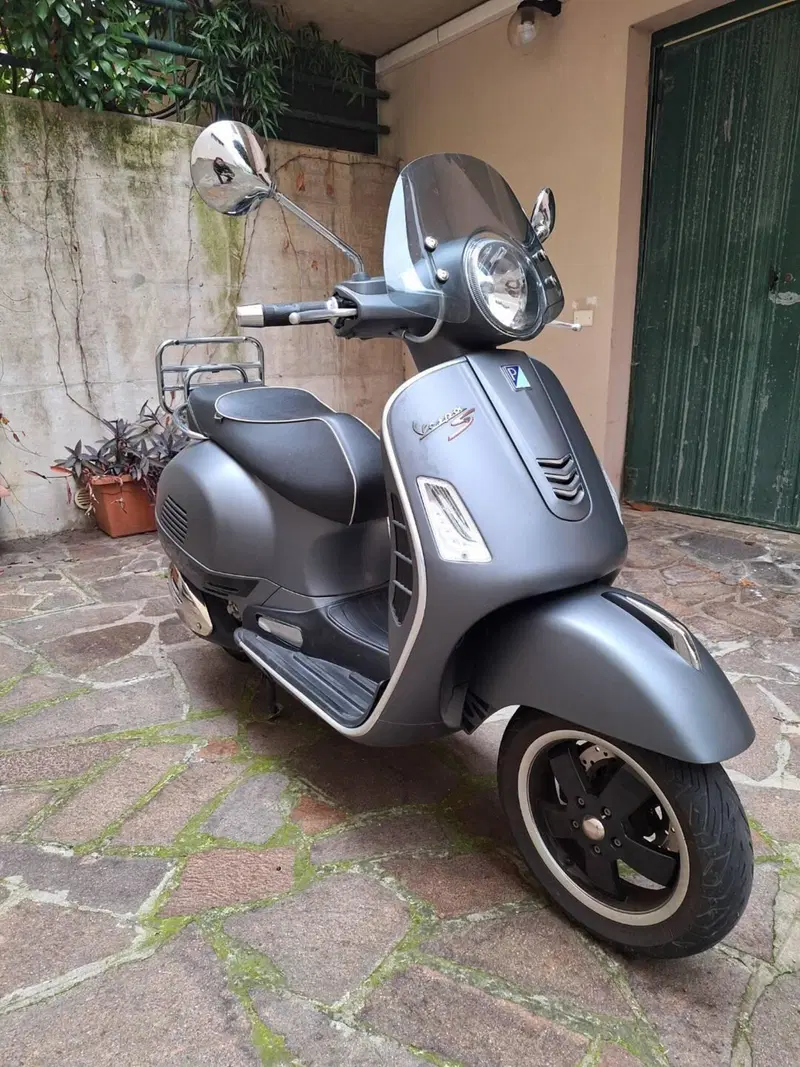 Vespa GTS 300 Super ABS (2014 - 16)
