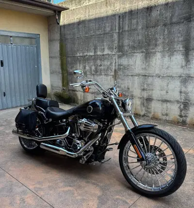 Harley-Davidson 1690 Breakout (2013 - 17) - FXSB usata