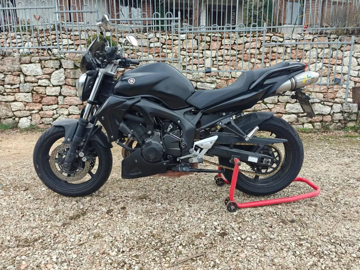 Yamaha FZ6 S2 (2007 - 11) (2)