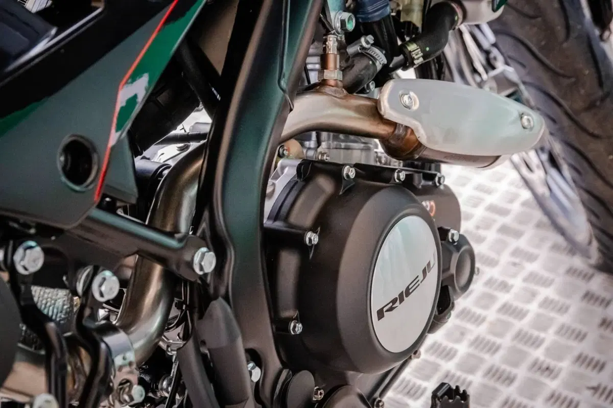 Rieju Marathon 125 Motard Europa (2026) (17)