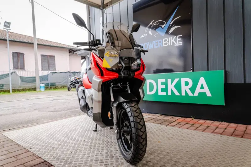 Voge Sfida SR1 ADV (2023 - 26)