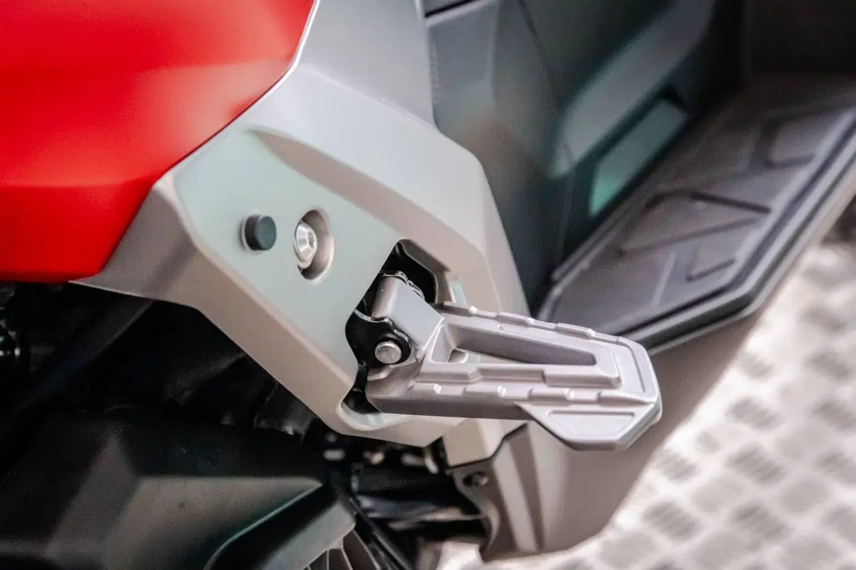 Voge Sfida SR1 ADV (2023 - 26) (19)