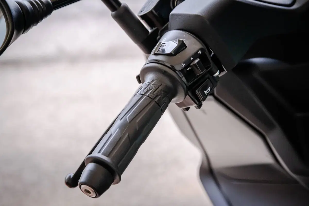 Kymco Skytown 125i (2024 - 26) (19)