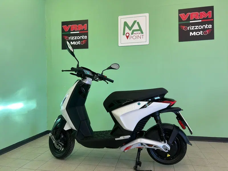 Piaggio 1 (2022 - 26) (2)