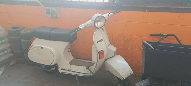 Piaggio Vespa 50