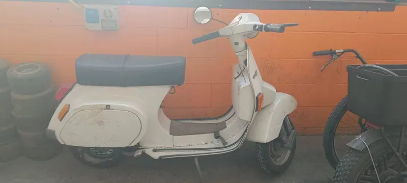 Piaggio Vespa 50 (2)