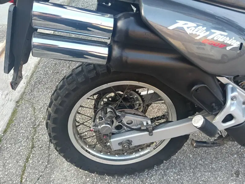 Honda Transalp XL 600V (1997 - 99) (9)