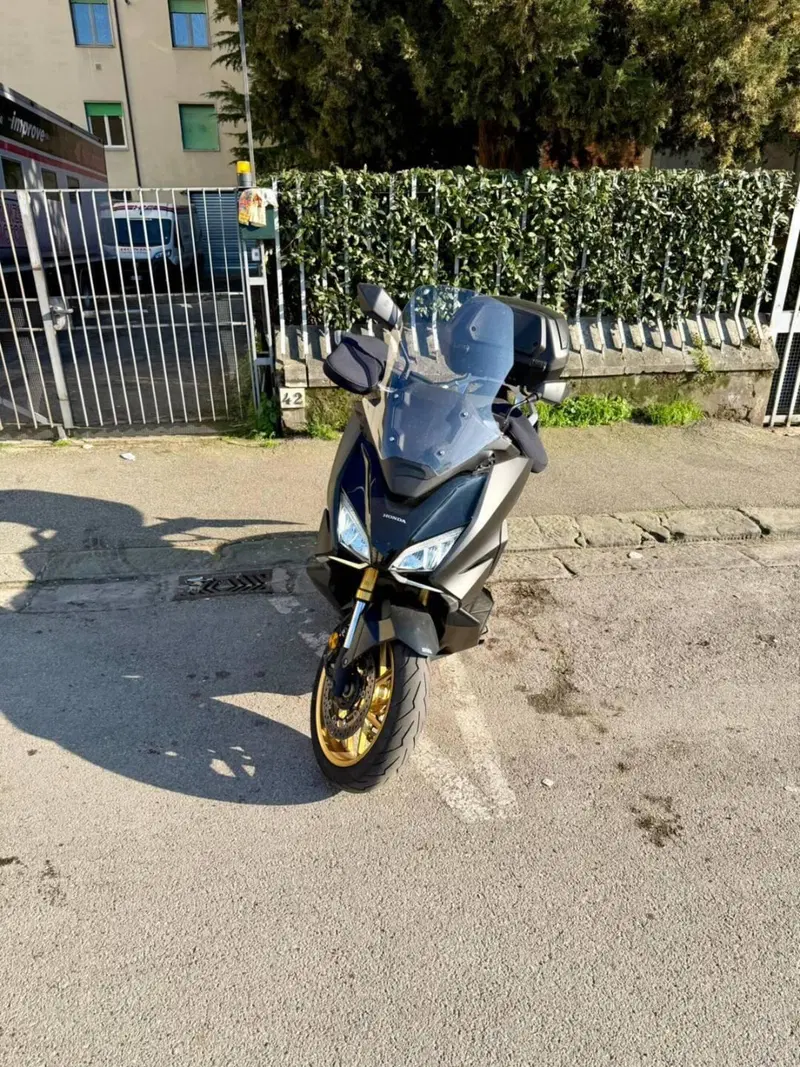 Honda Forza 750 DCT Special Edition (2024) (3)