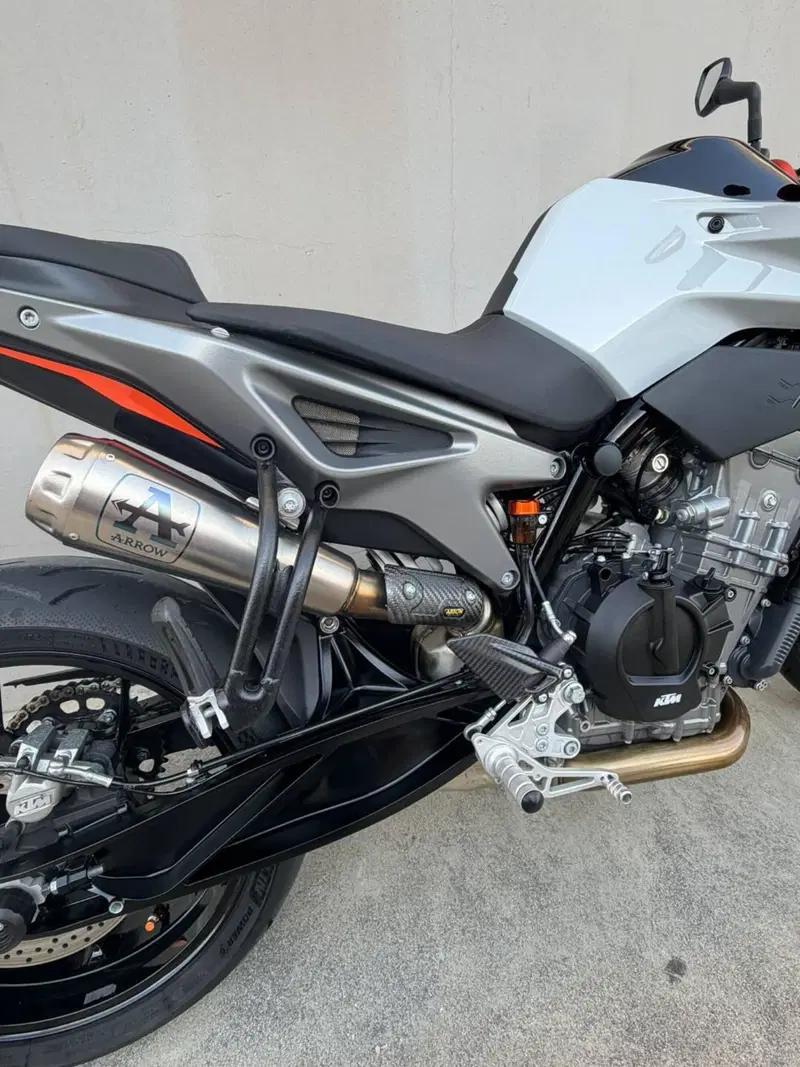 KTM 790 Duke L (2023 - 24) (7)
