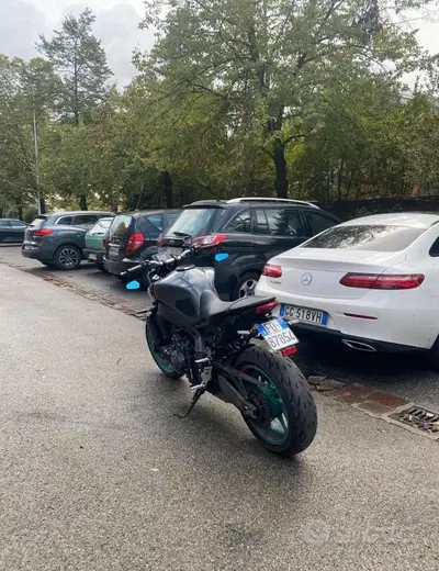 Yamaha MT-09 (2021 - 23) usata