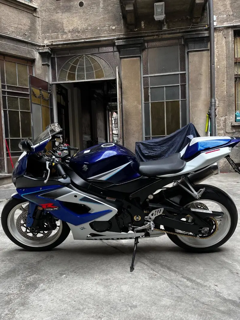 Suzuki GSX-R1000 (2006 - 08) (2)