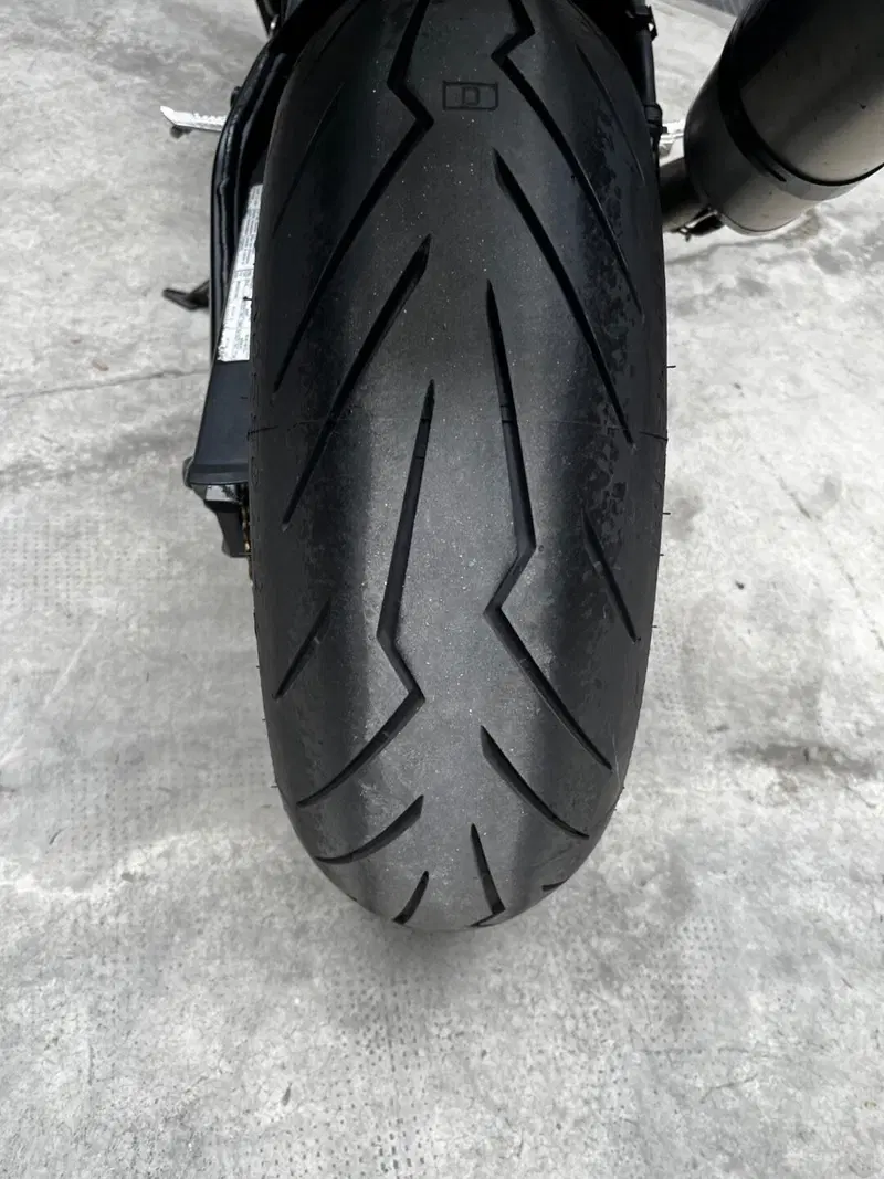 Suzuki GSX-R1000 (2006 - 08) (8)