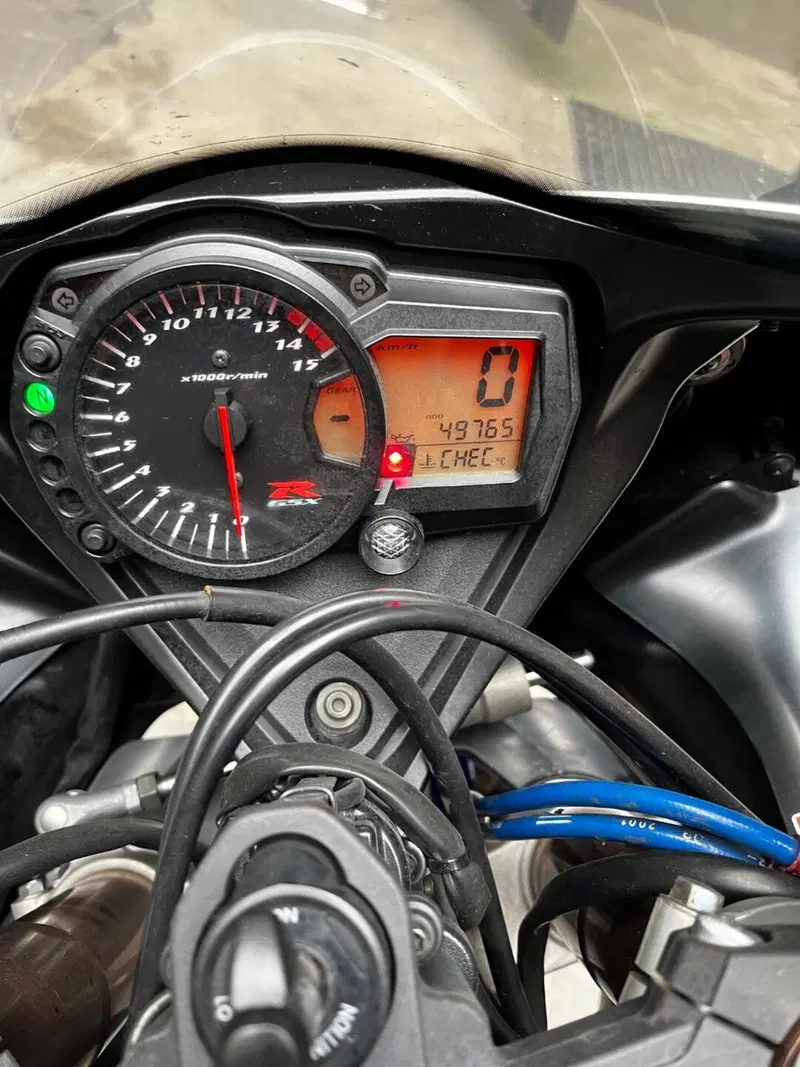 Suzuki GSX-R1000 (2006 - 08) (9)