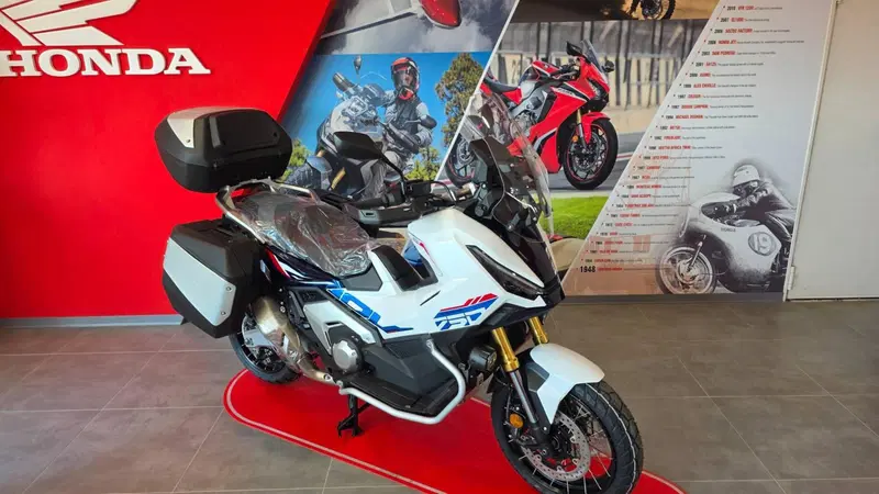 Honda X-ADV 750 Special Edition Travel (2026)