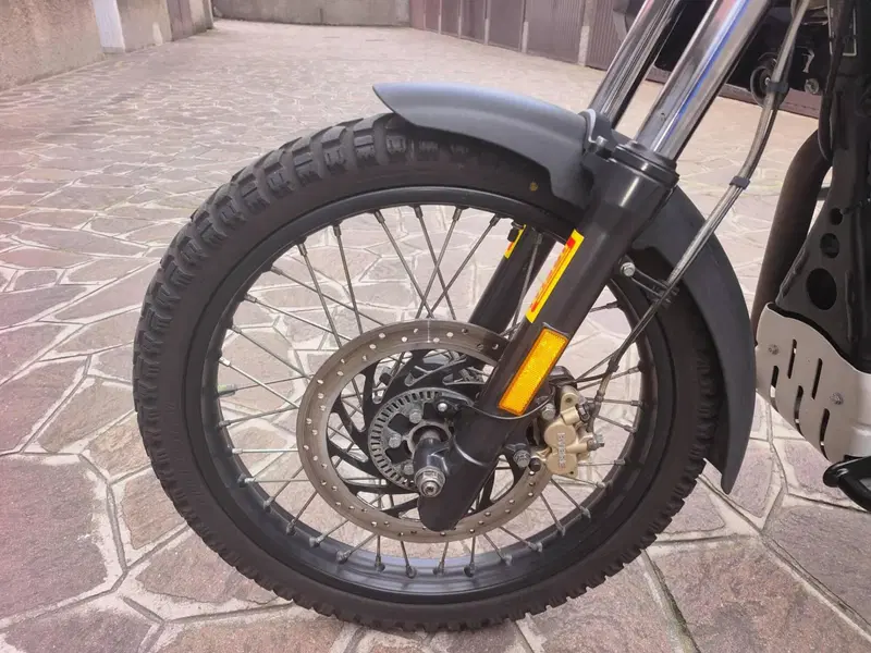 Royal Enfield Himalayan 411 (2017 - 20) (17)
