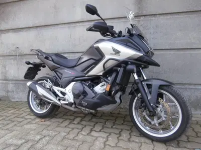 Honda NC 750 X DTC ABS Travel Edition (2018 - 20) usata