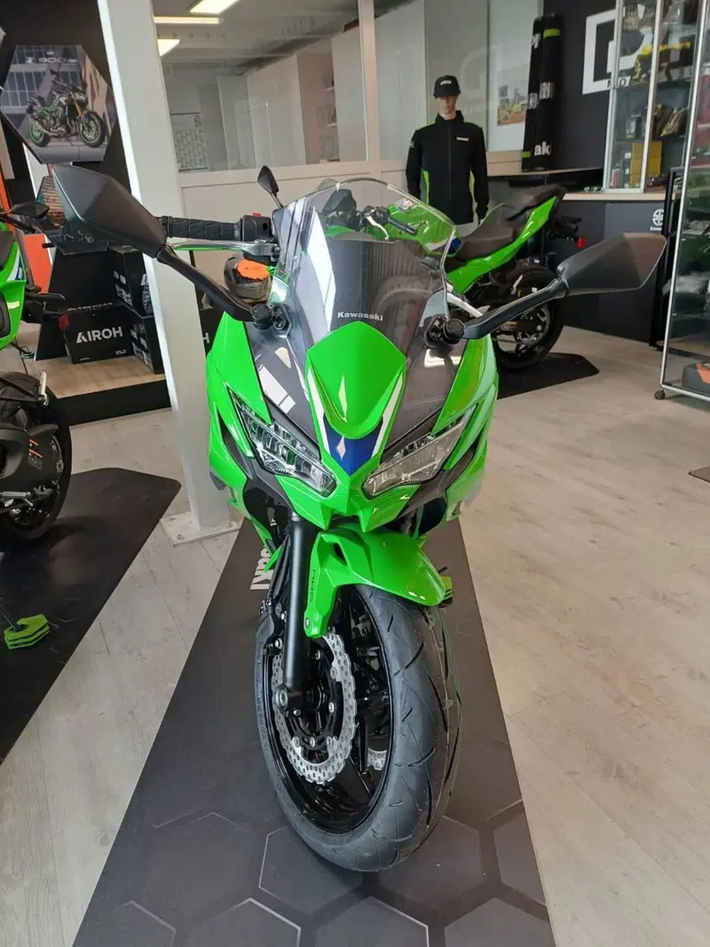 Kawasaki Ninja 650 (2025 - 26) (2)