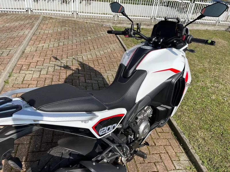 Moto Morini X-Cape 1200 (2026) (14)