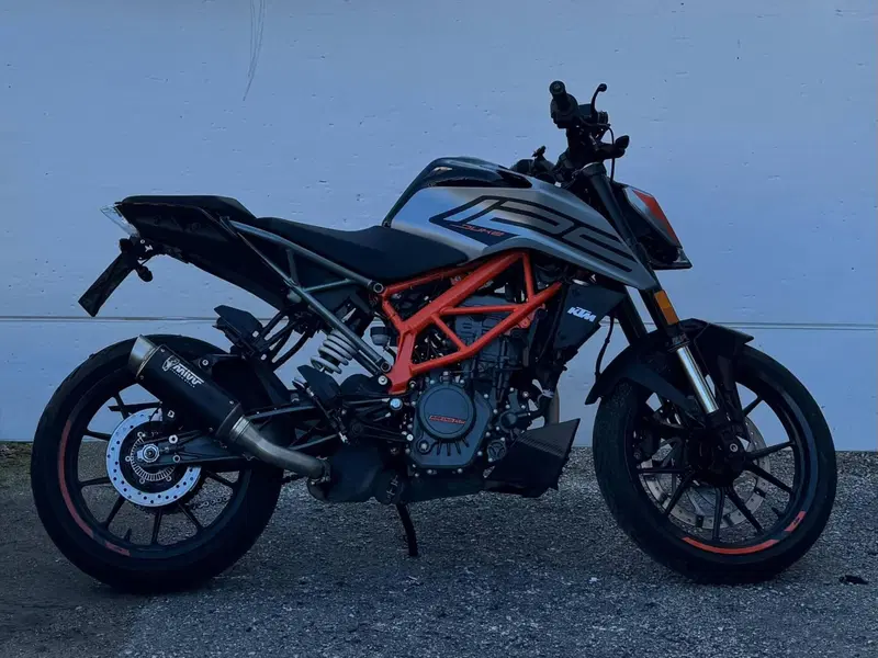 KTM 125 Duke (2021 - 23) (2)