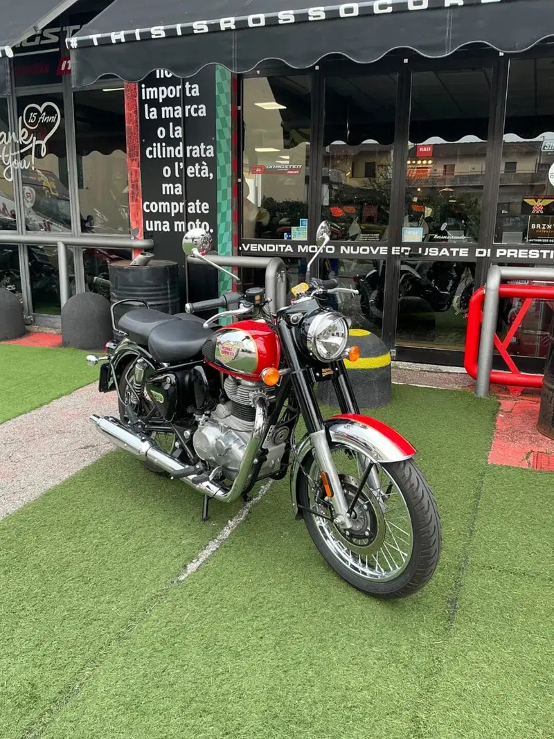 Royal Enfield Classic 350 (2021 - 26) (3)