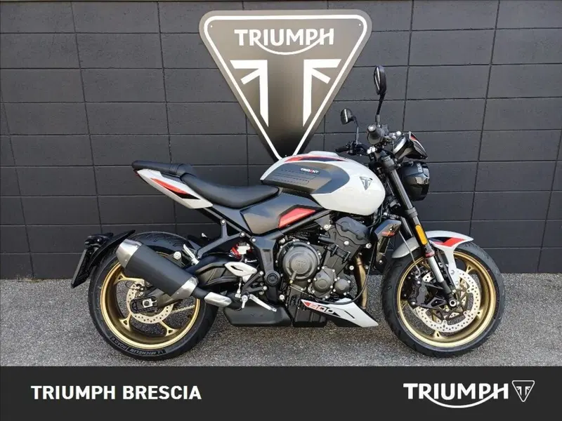 Triumph Trident 800 (2026)
