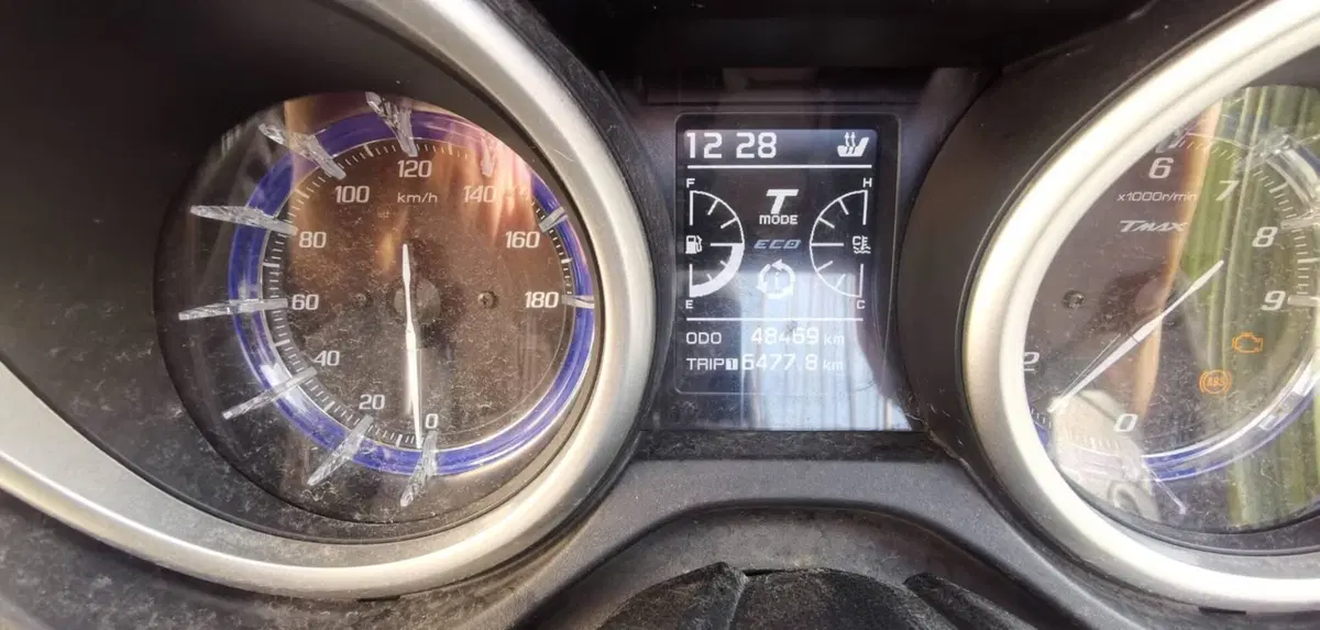 Yamaha T-Max 530 DX (2017 - 19) (3)
