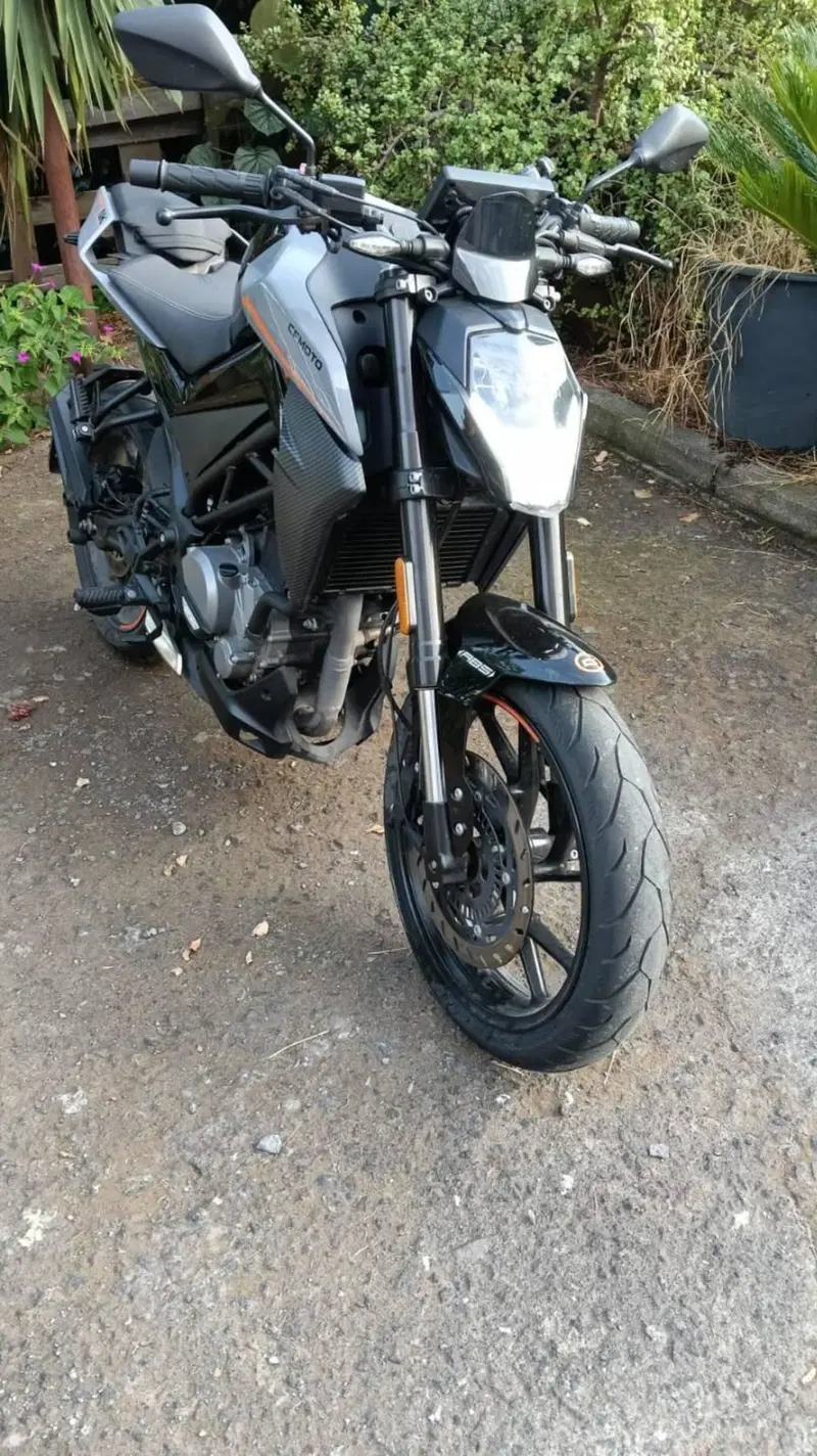 CFMOTO 300NK (2021 - 26)