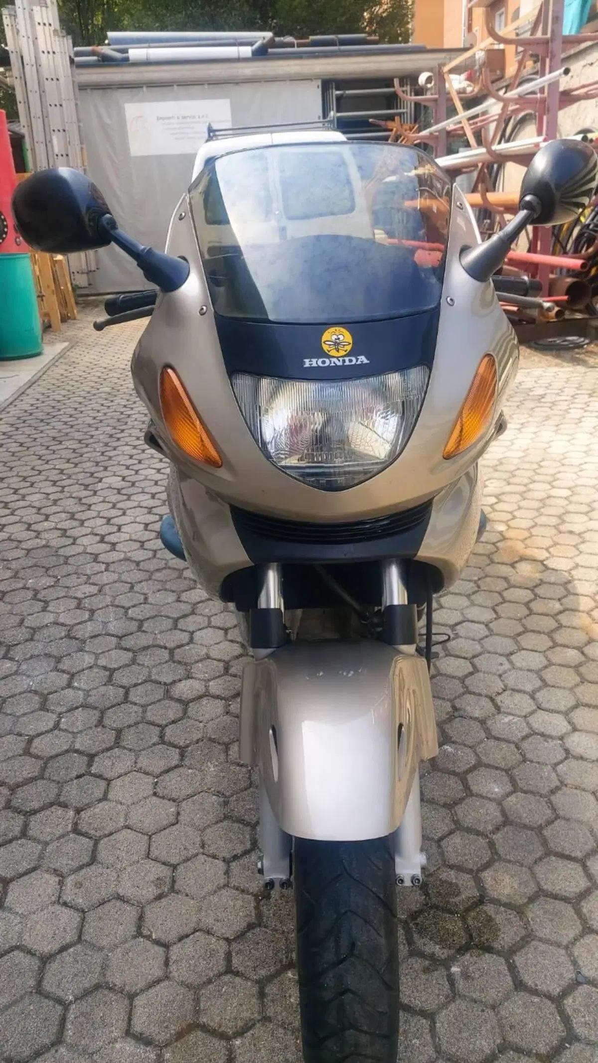 Honda Deauville 650 (1998 - 01) (11)