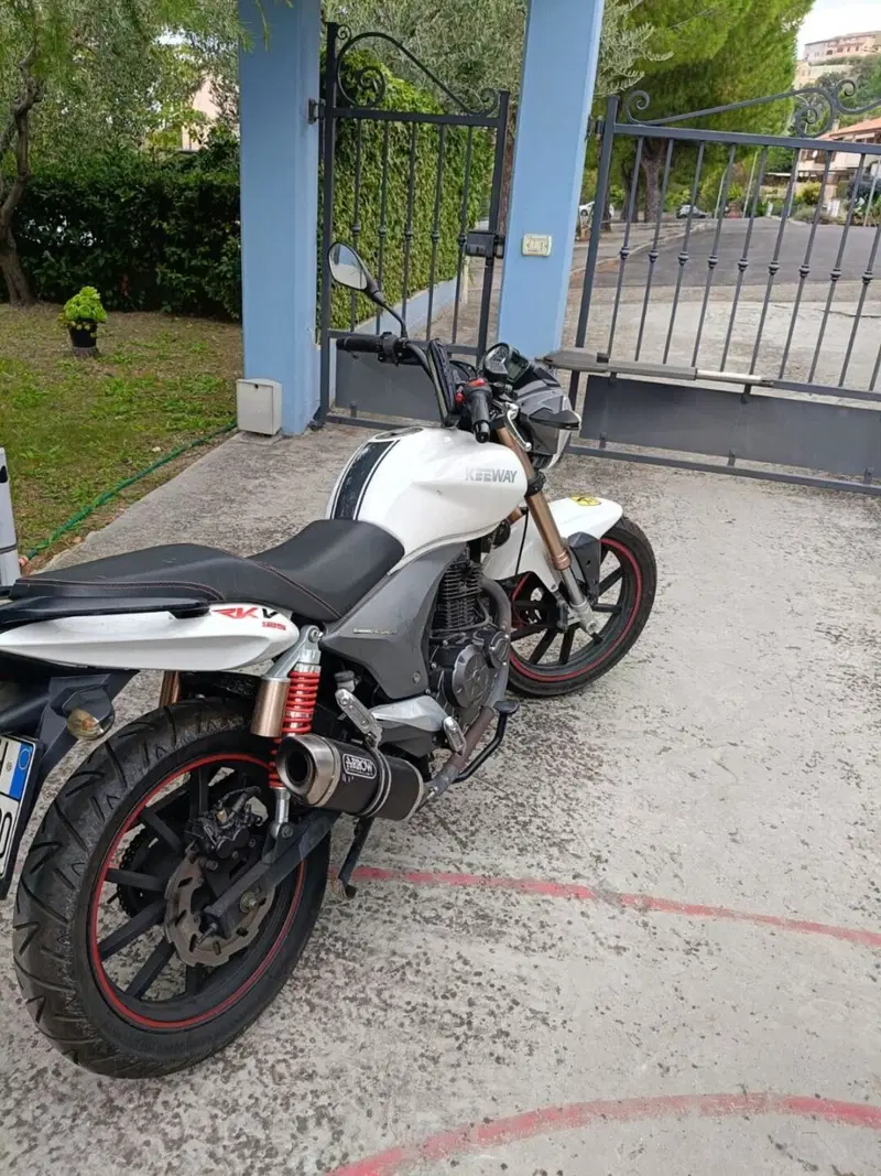 Keeway Motor RKV 125 (2012 - 17) (3)