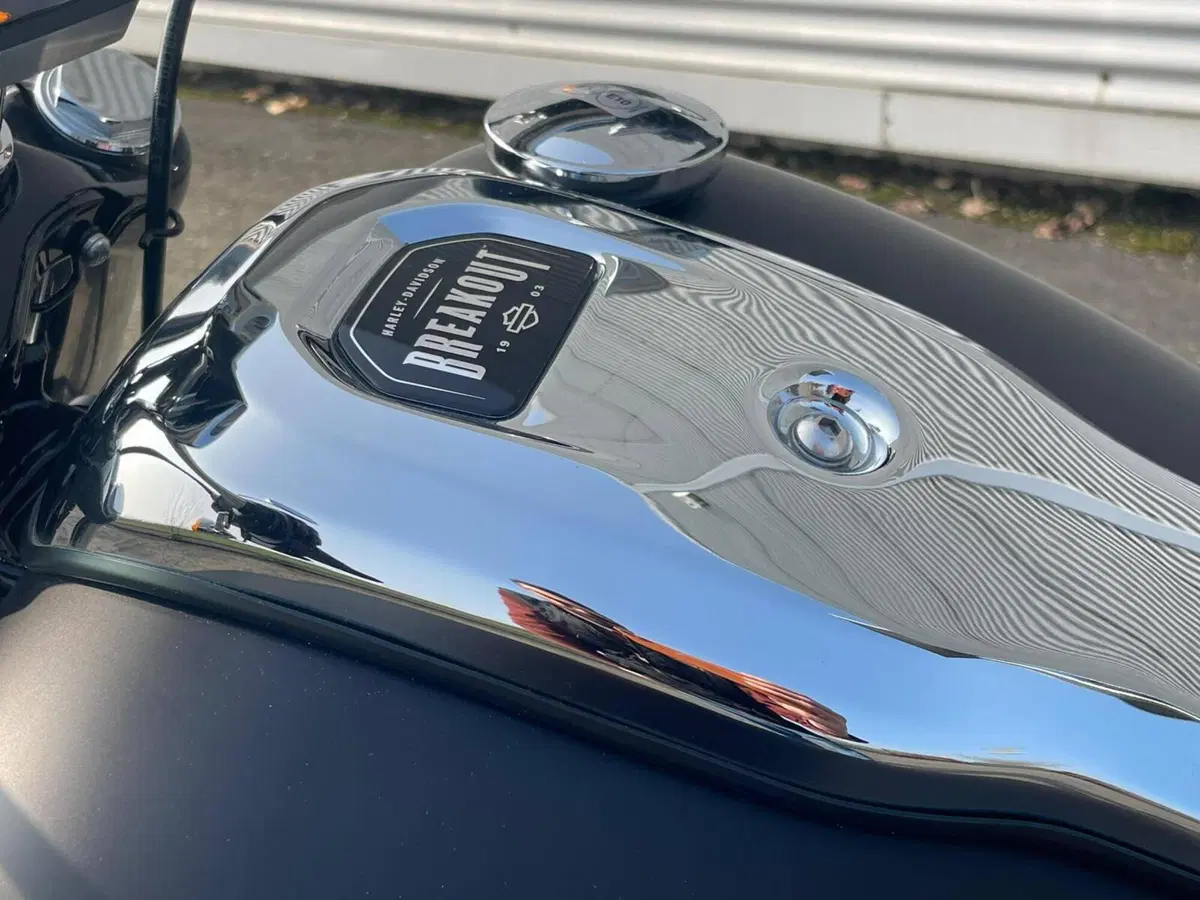 Harley-Davidson Breakout 117 (2025 - 26) (14)