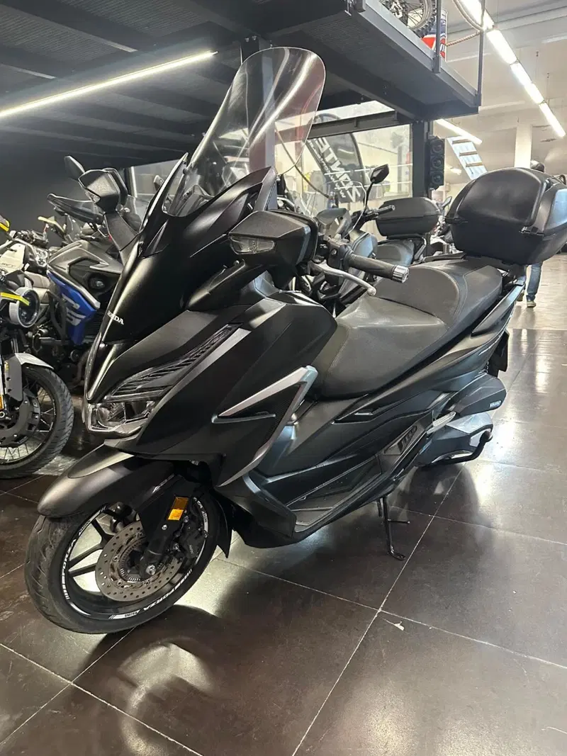 Honda Forza 350 (2022 - 24) (3)