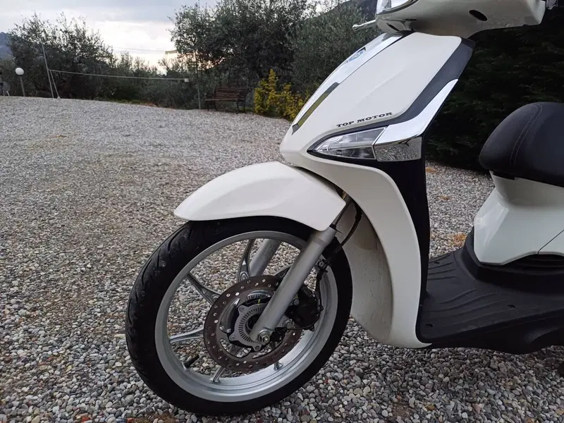 Piaggio Liberty 125 3V ABS (2021 - 24) (6)