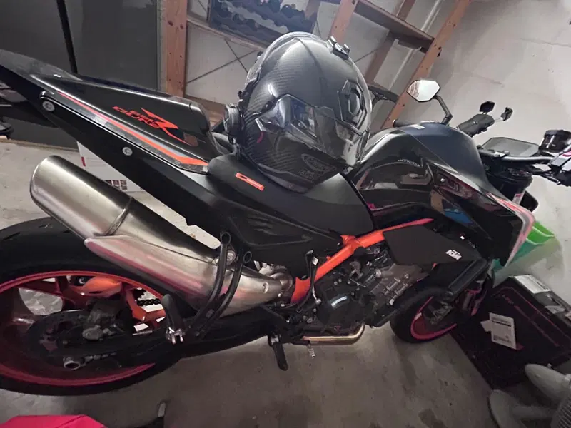 KTM 890 Duke R (2022 - 23) (7)