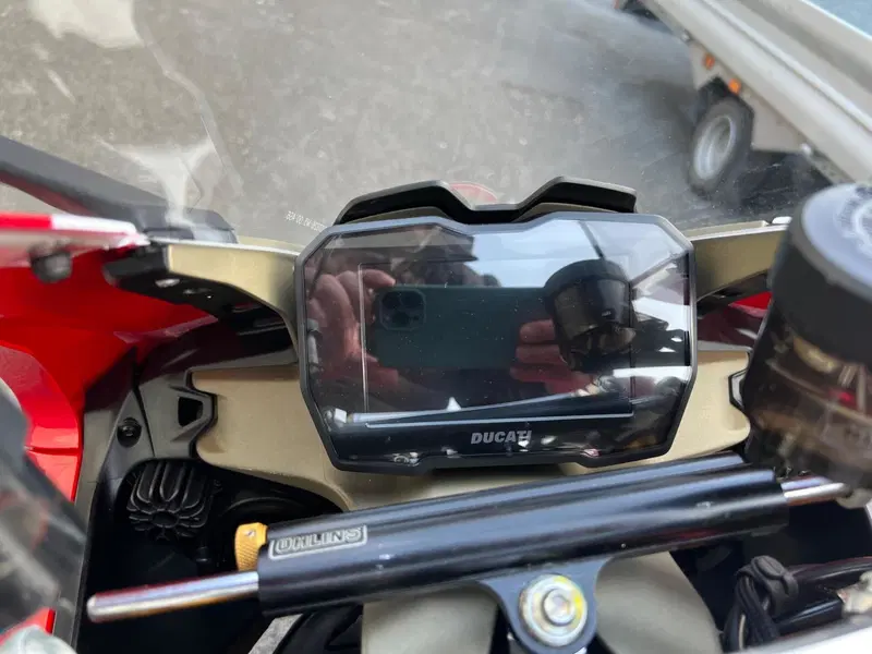 Ducati Panigale V4 R (2023 - 24) (13)