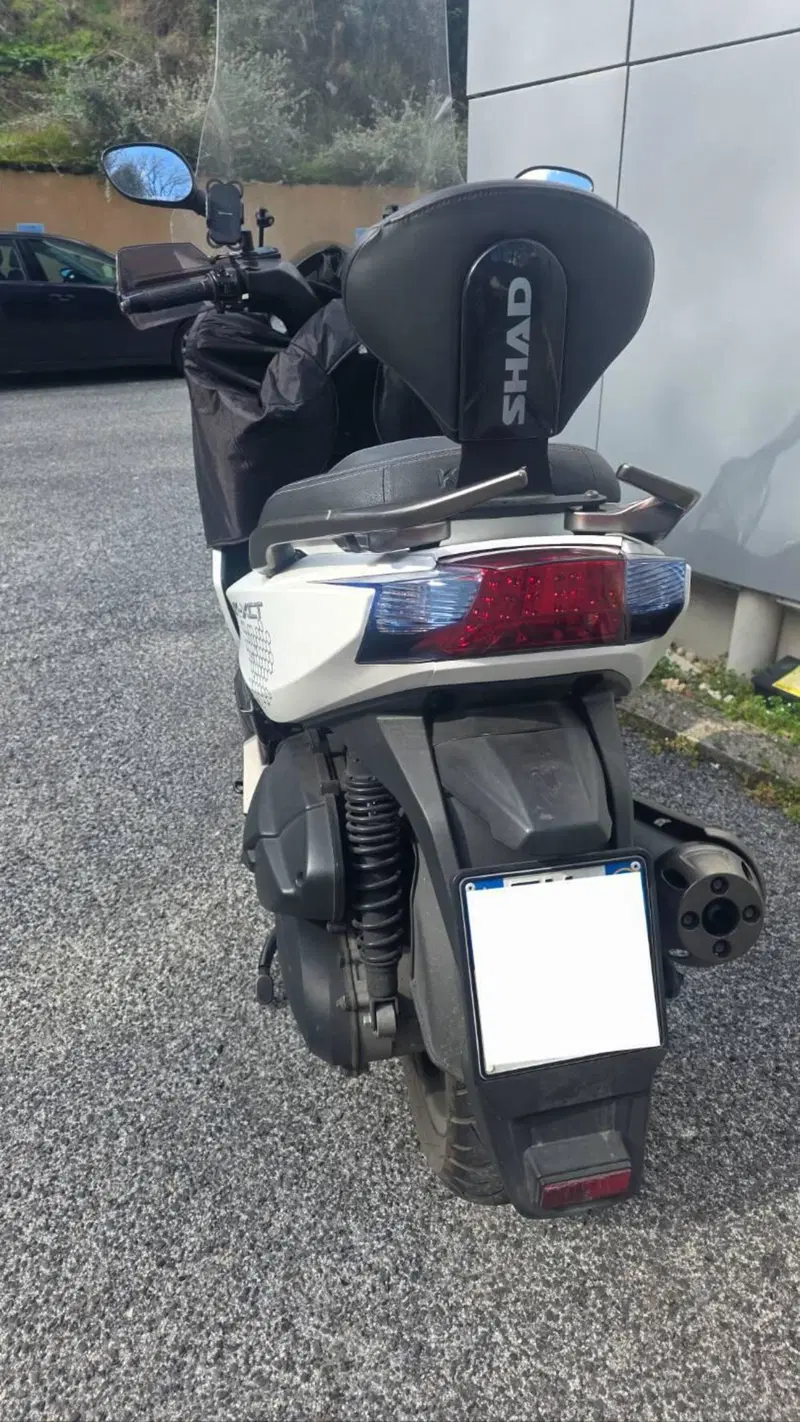 Kymco K-Xct 125i (2011 - 17) (2)