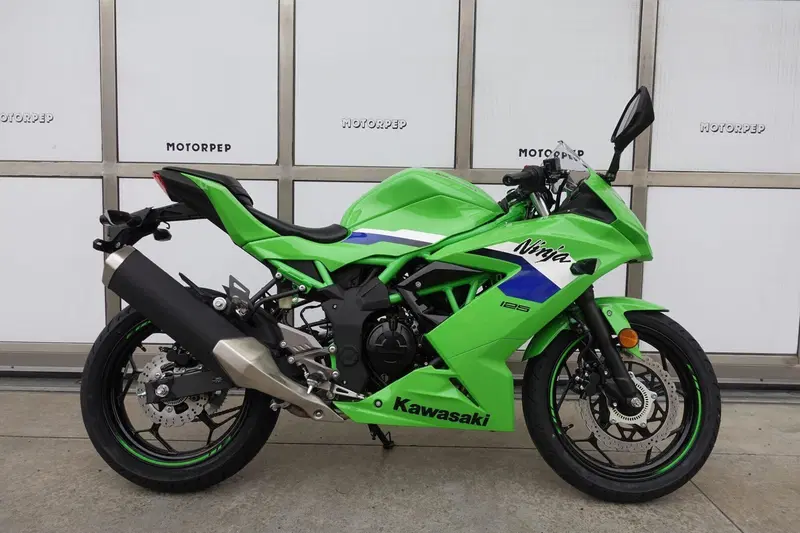 Kawasaki Ninja 125 (2025 - 26) (2)
