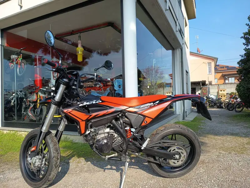 Betamotor RR 125 4T Motard T - X Special Edition (2025 - 26)
