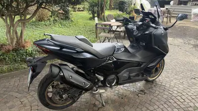 Yamaha T-Max 560 Tech Max (2022 - 24) usata