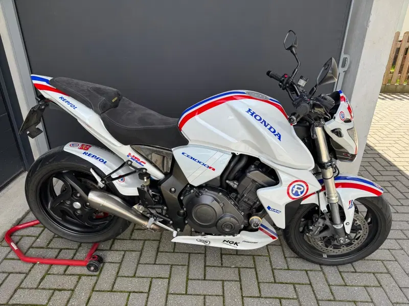 Honda CB 1000 R (2008 - 10) (5)