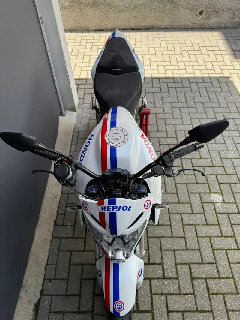 Honda CB 1000 R (2008 - 10) (8)
