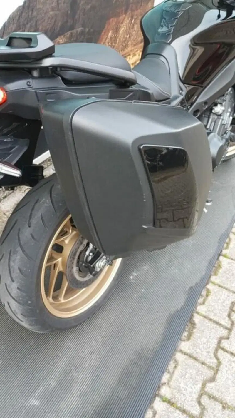 Yamaha Tracer 9 GT (2021 - 24) (5)
