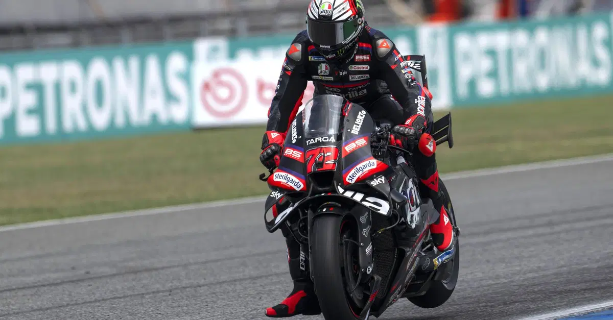 MotoGP 2026. GP di Thailandia. La prima pole 2026 &egrave; di... Marco Bezzecchi! Poi Marc M&aacute;rquez. Pecco Bagnaia solo 13&deg; [RISULTATI]