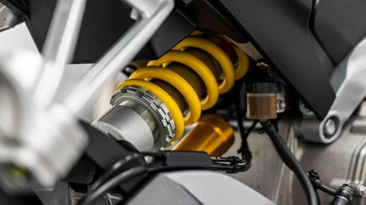 Aprilia Tuono 660 Factory (2022 - 24) (13)